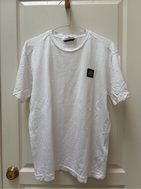 Stone island white logo patch t shirt